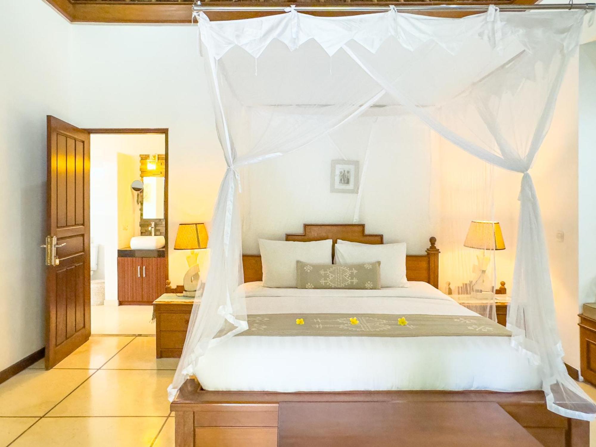 Villa Bugis Kayu Aya Seminyak Room photo