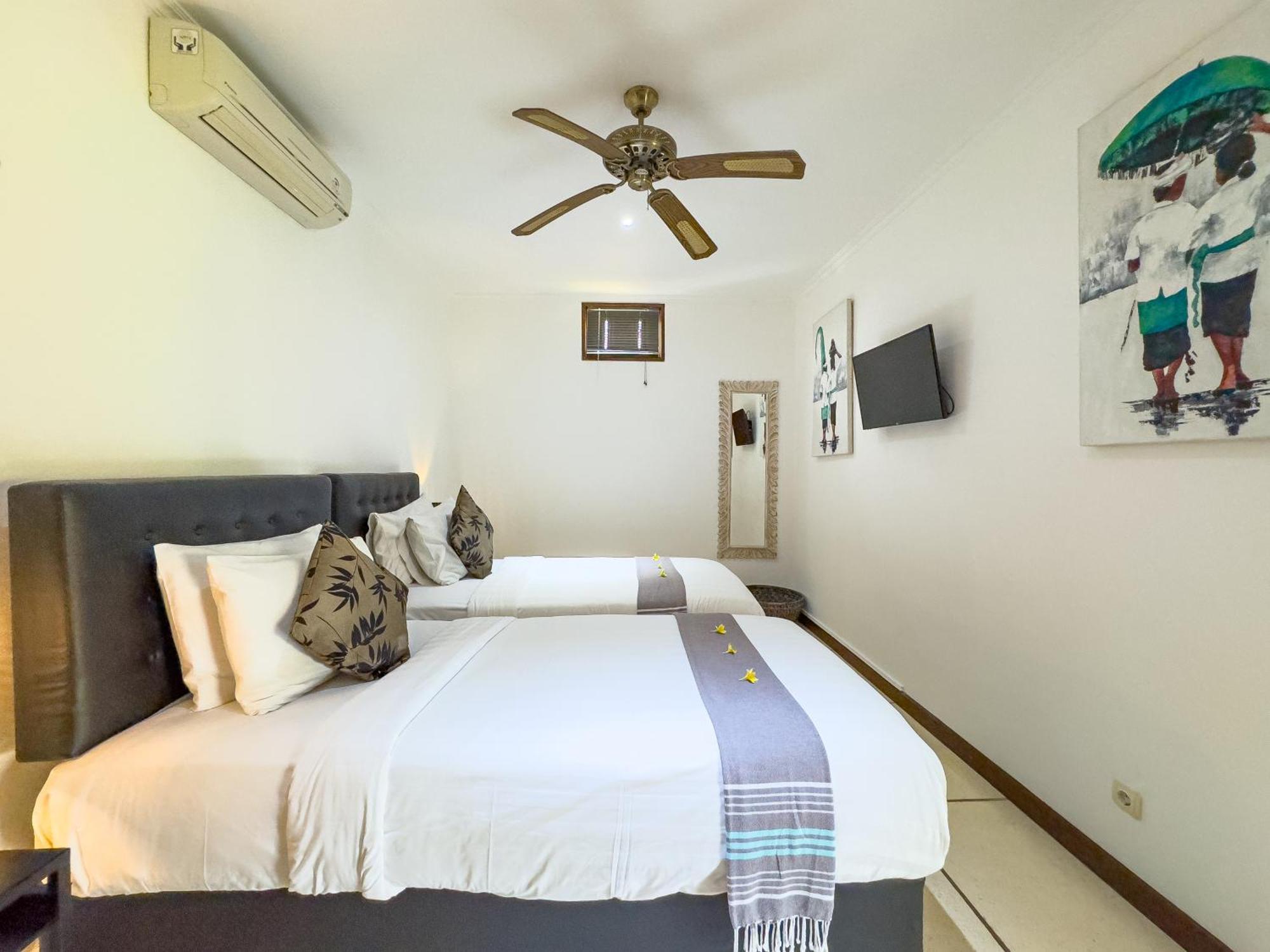 Villa Bugis Kayu Aya Seminyak Room photo