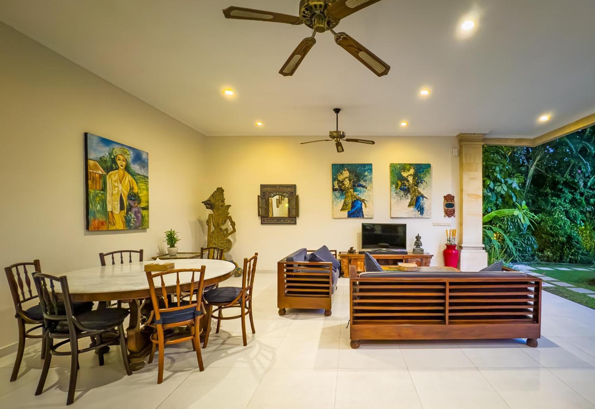 Villa Bugis Kayu Aya Seminyak Room photo